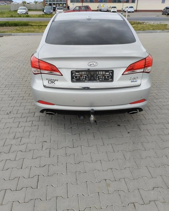 Hyundai i40 cena 20500 przebieg: 209000, rok produkcji 2013 z Zbąszyń małe 172